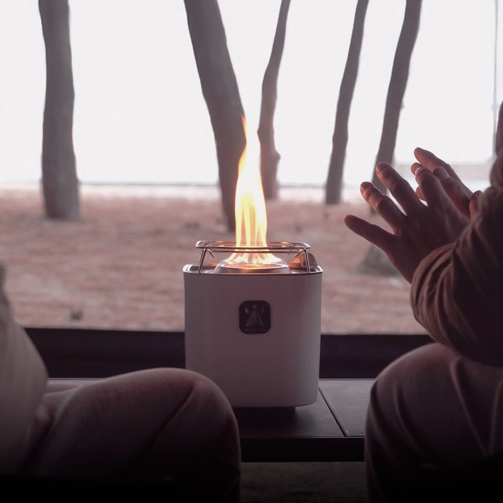 Warming hands with BondStove Mini Alcohol flame